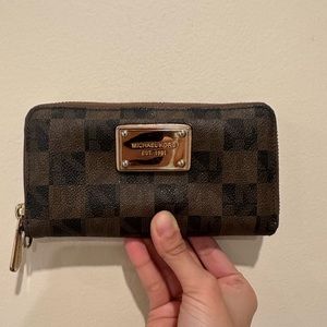 Michael Kors wallet